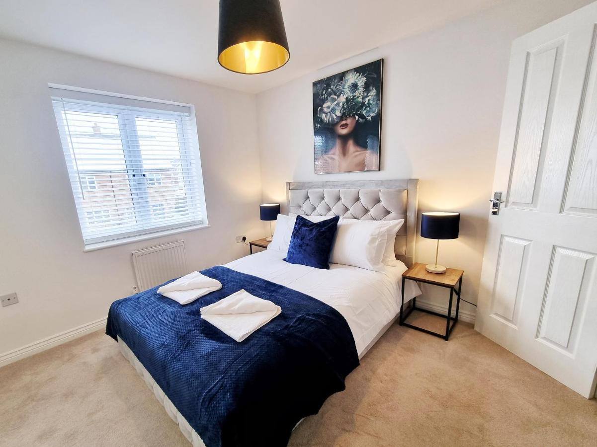 Modern & Spacious 3 Bedrooms And 2 Bathrooms Home, Free Parking! Cambridge  Kültér fotó